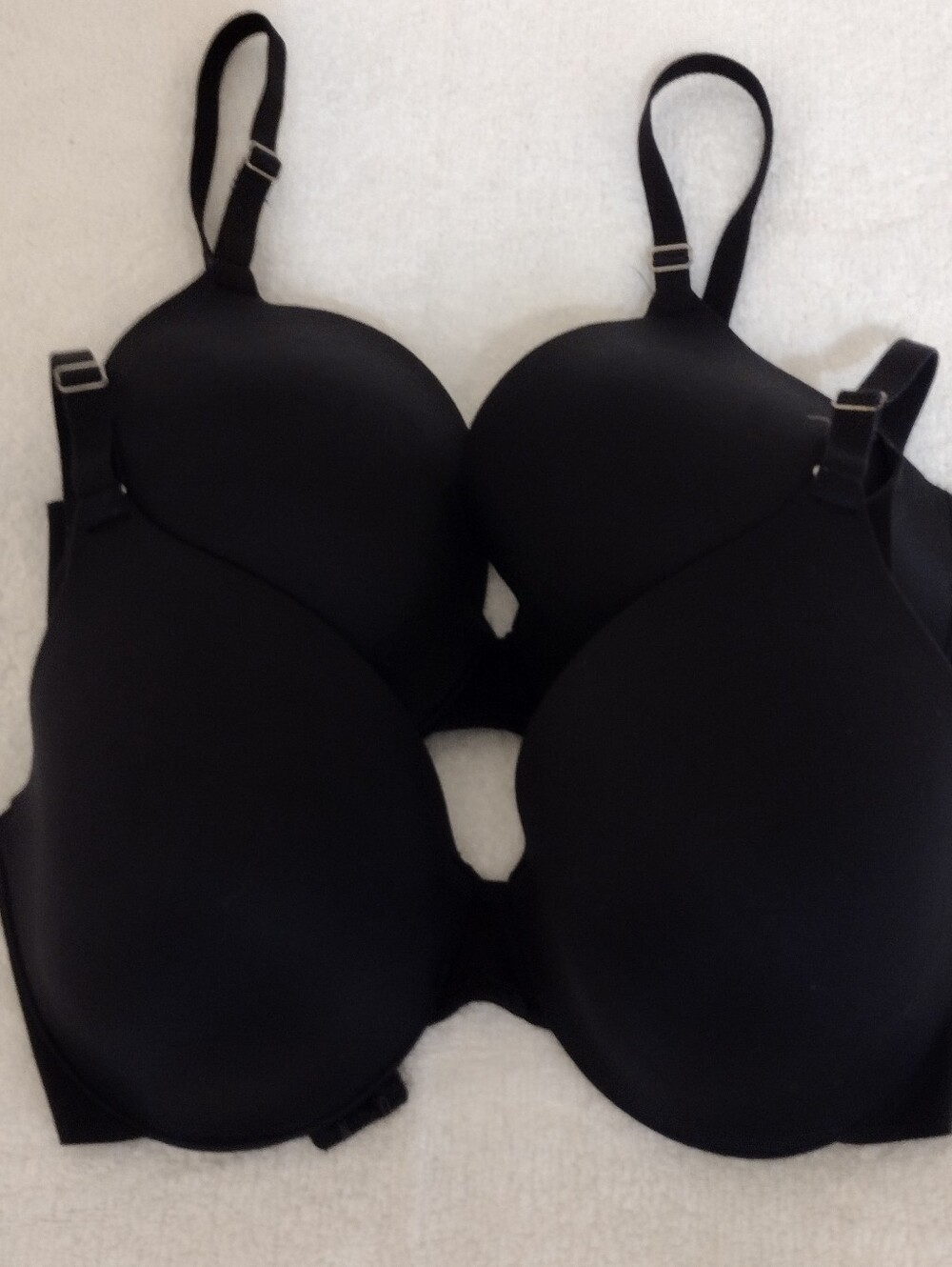 2 Soma Black Vanishing Back Bra - 36C